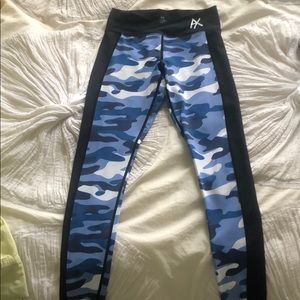 Blue camo leggings